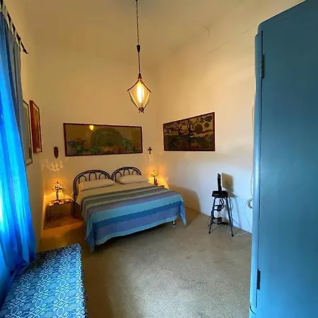 Palazzo Sabella Tommasi Holiday home *