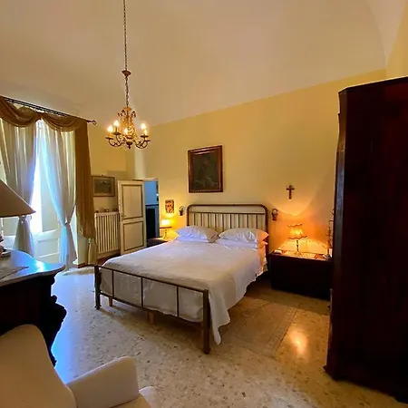 Palazzo Sabella Tommasi Holiday home