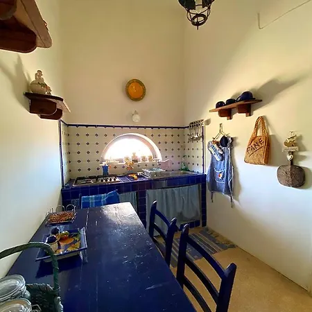 Palazzo Sabella Tommasi * كاليميرا
